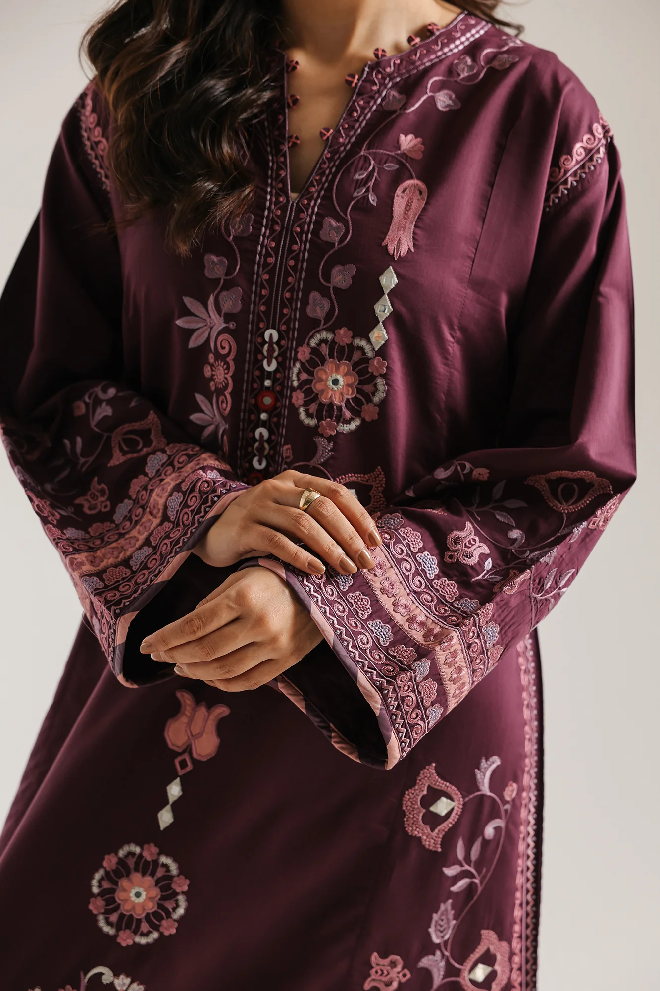 EMBROIDERED KAFTAN (E4391/103/516) - Image 6
