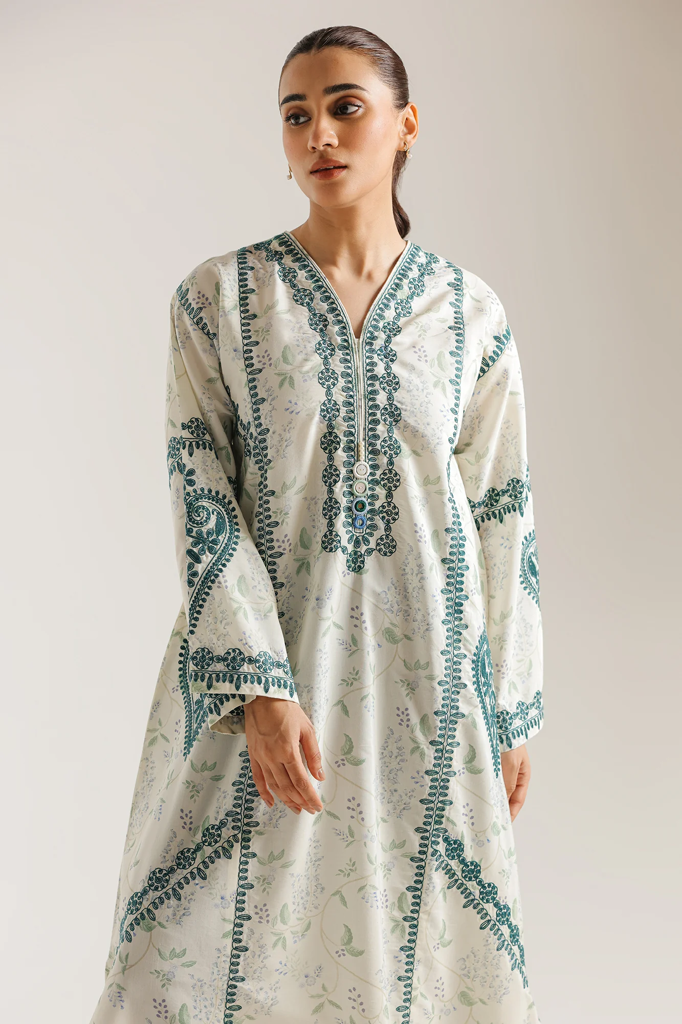 EMBROIDERED KAFTAN (E4405/103/005) - Image 5