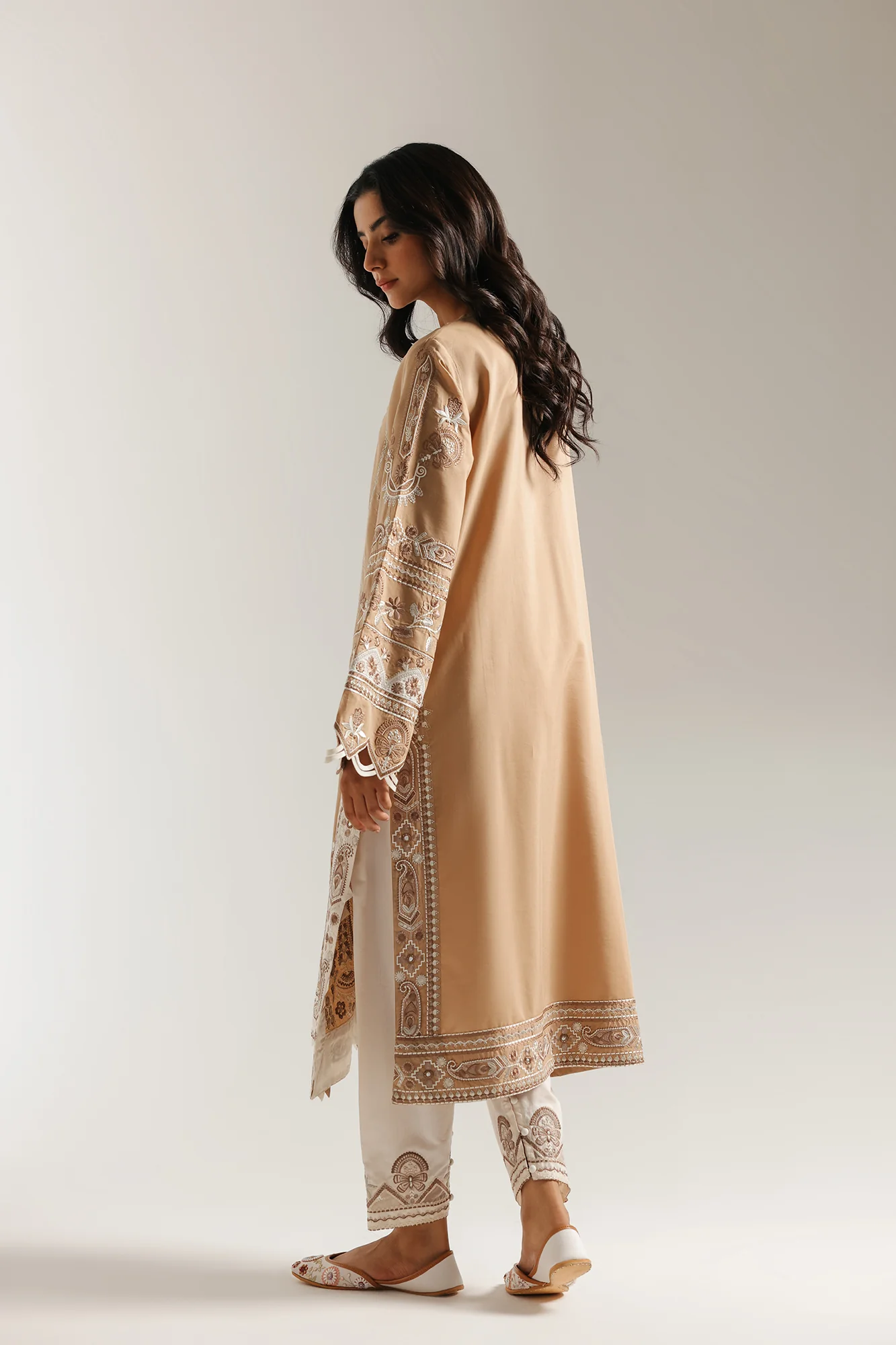 EMBROIDERED SUIT (E3614/103/007) - Image 4