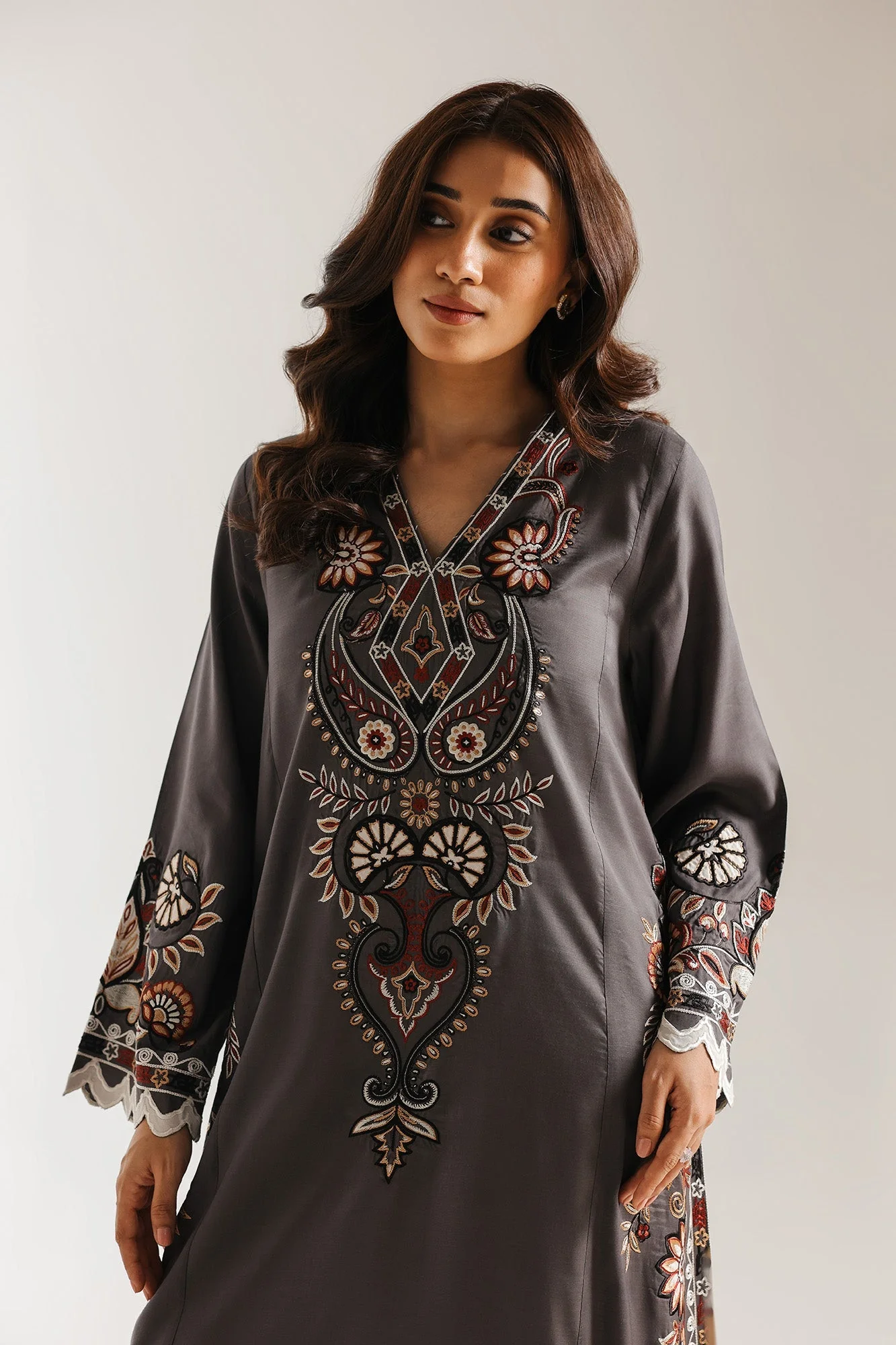 EMBROIDERED SUIT (E3728/103/002) - Image 5
