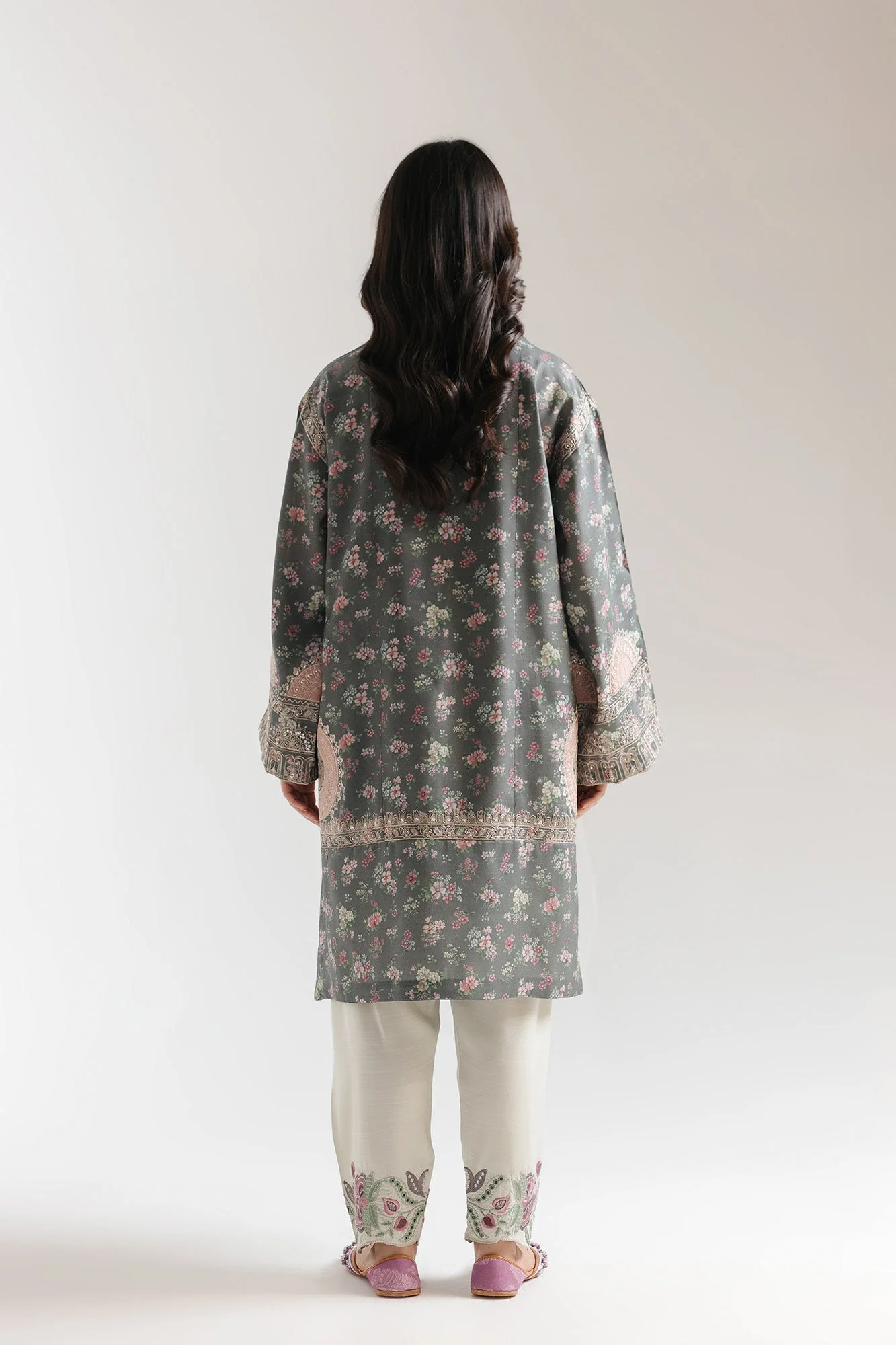 EMBROIDERED SUIT (E3771/103/905) - Image 4