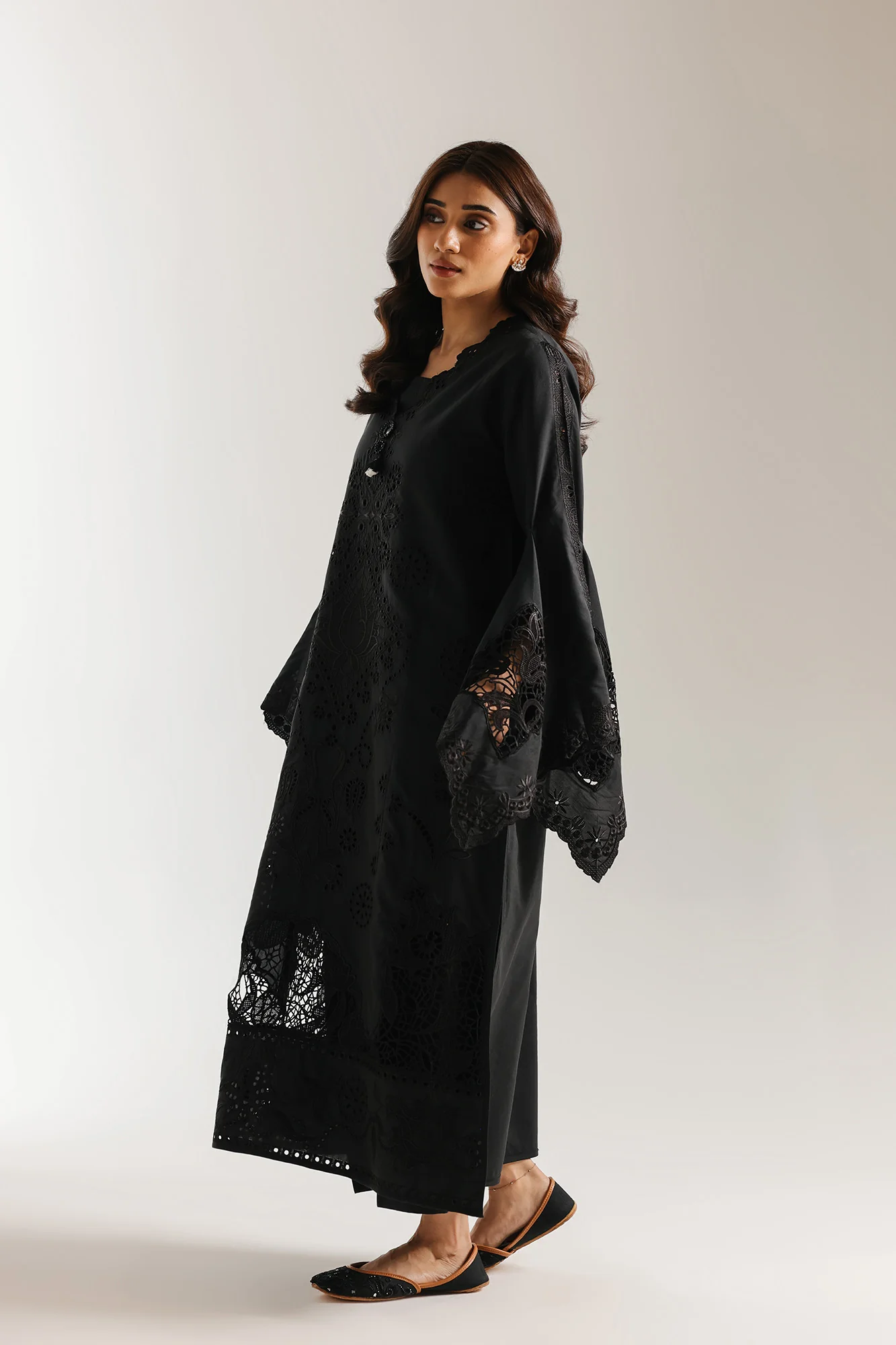EMBROIDERED SUIT (E3804/103/902) - Image 3