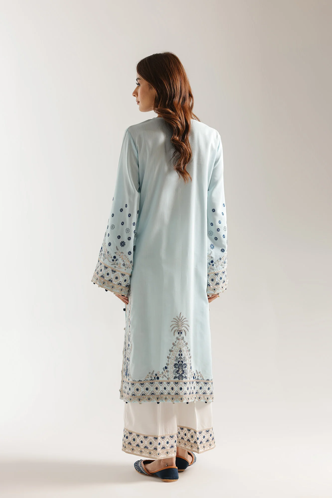 EMBROIDERED SUIT (E4051/103/636) - Image 4