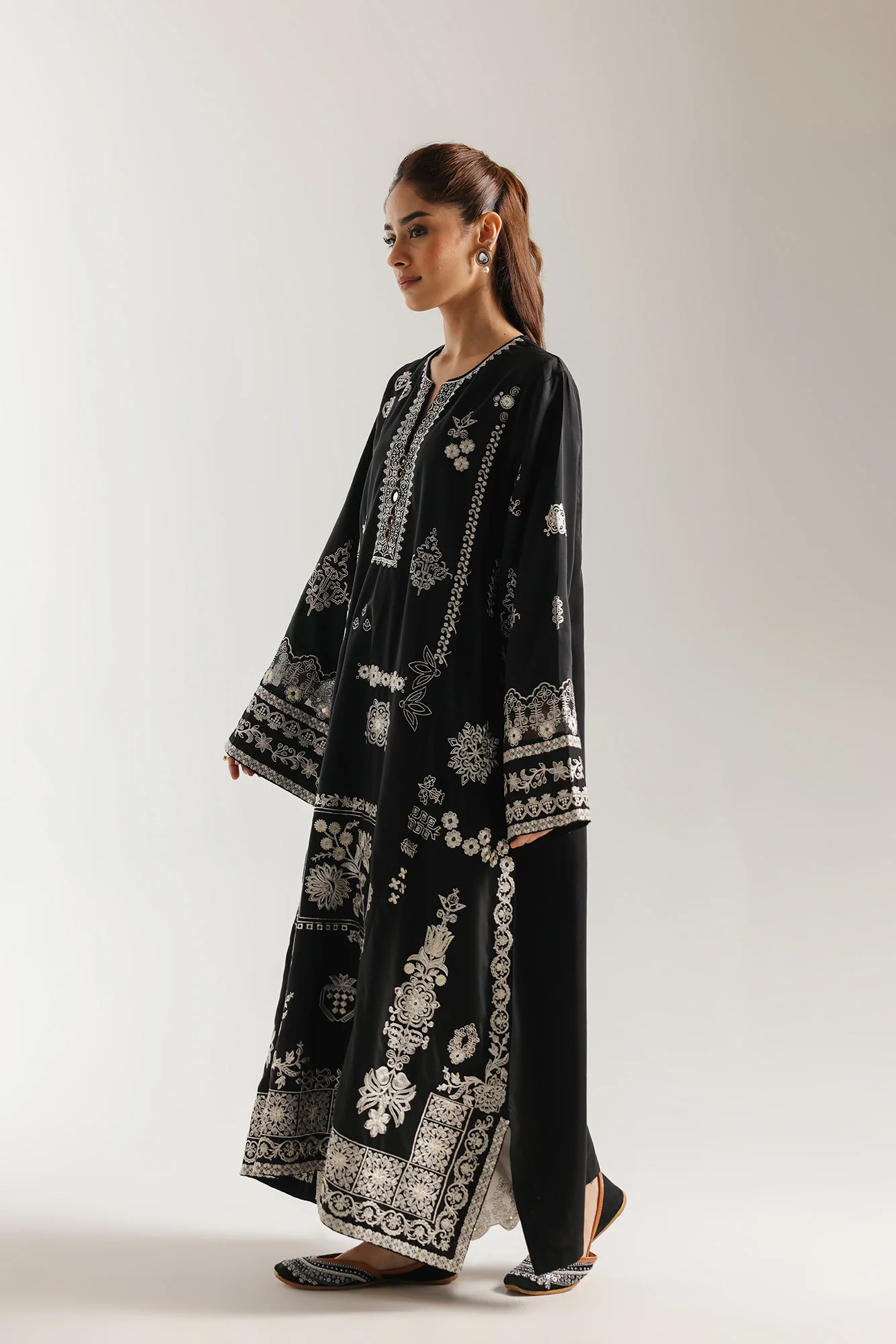 EMBROIDERED SUIT (E4052/103/902) - Image 4
