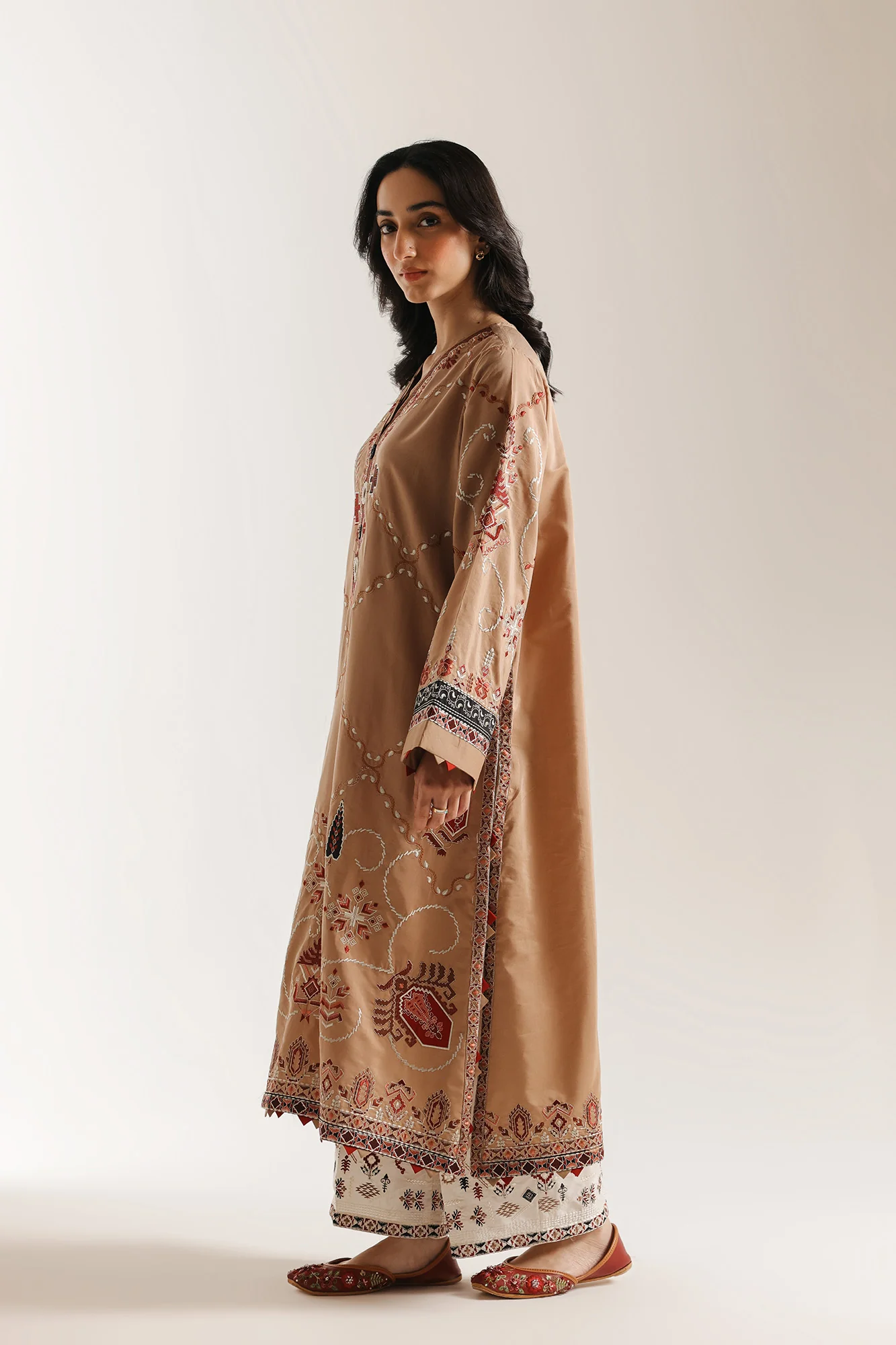 EMBROIDERED SUIT (E4068/103/804) - Image 3