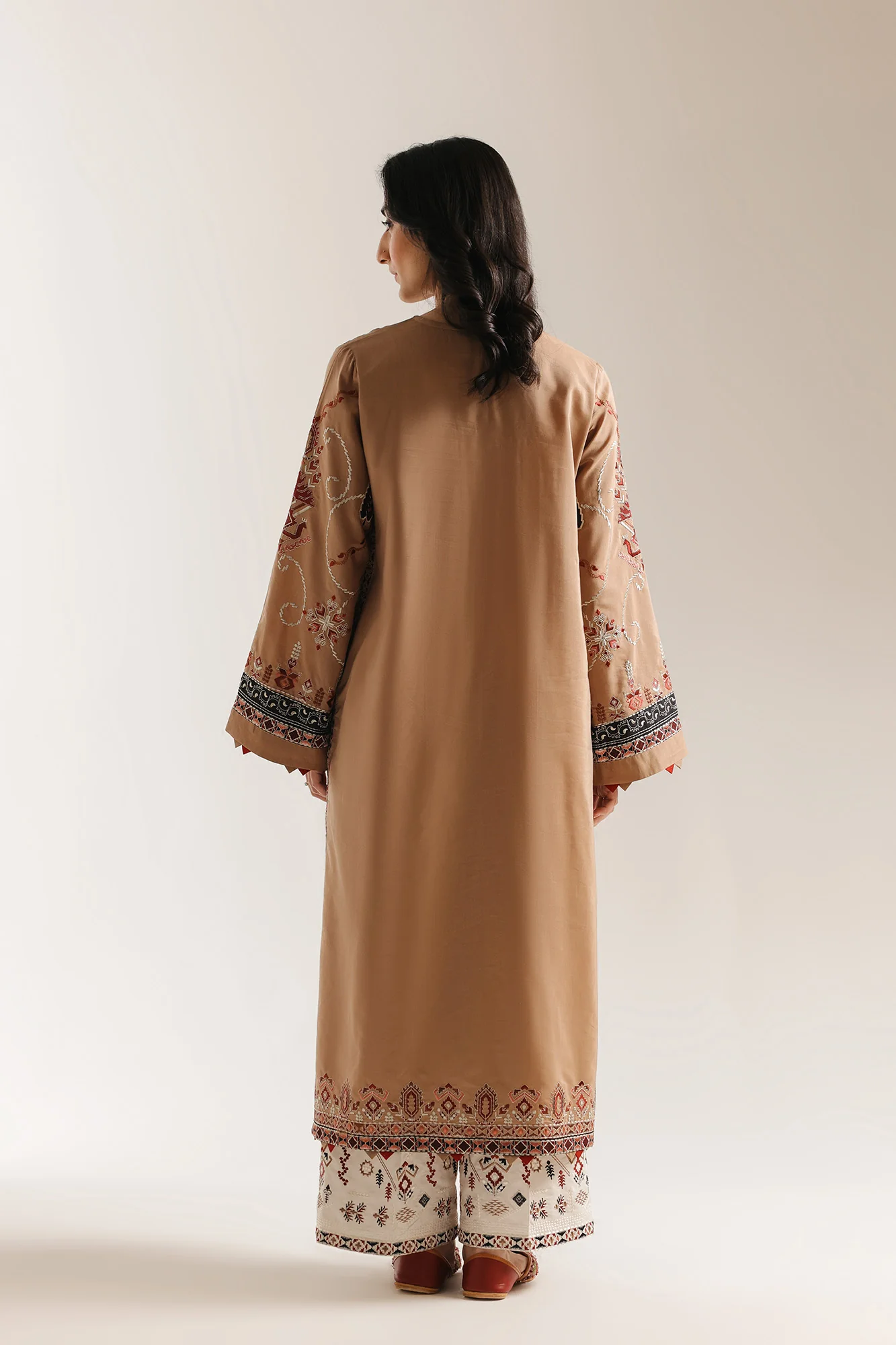 EMBROIDERED SUIT (E4068/103/804) - Image 4