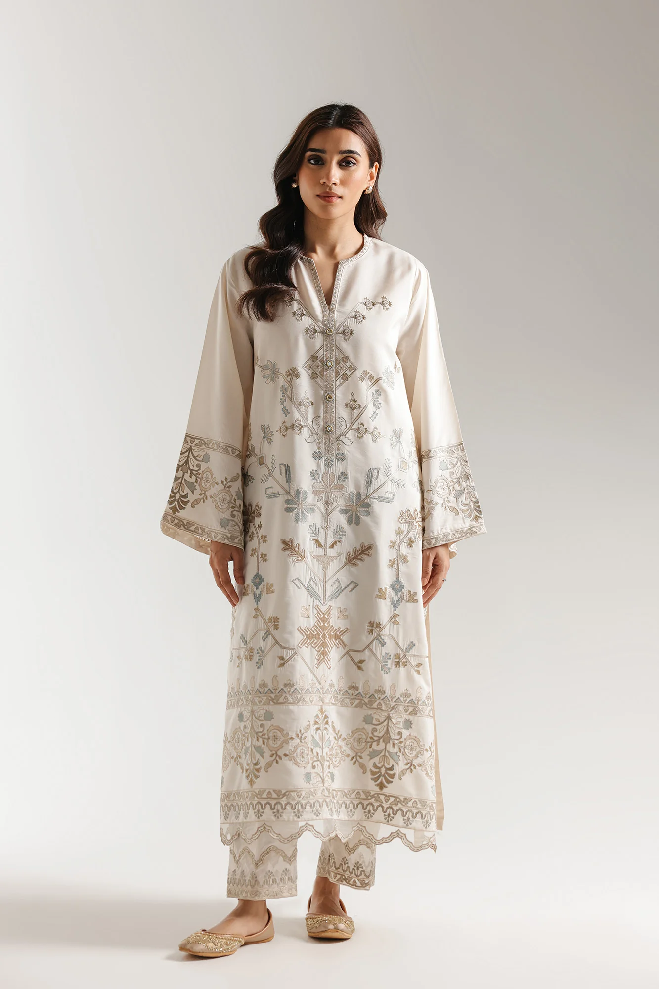 EMBROIDERED SUIT (E4081/103/817) - Image 2