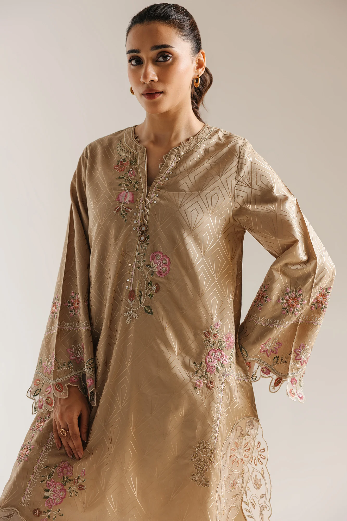 EMBROIDERED SUIT (E4100/103/808) - Image 5