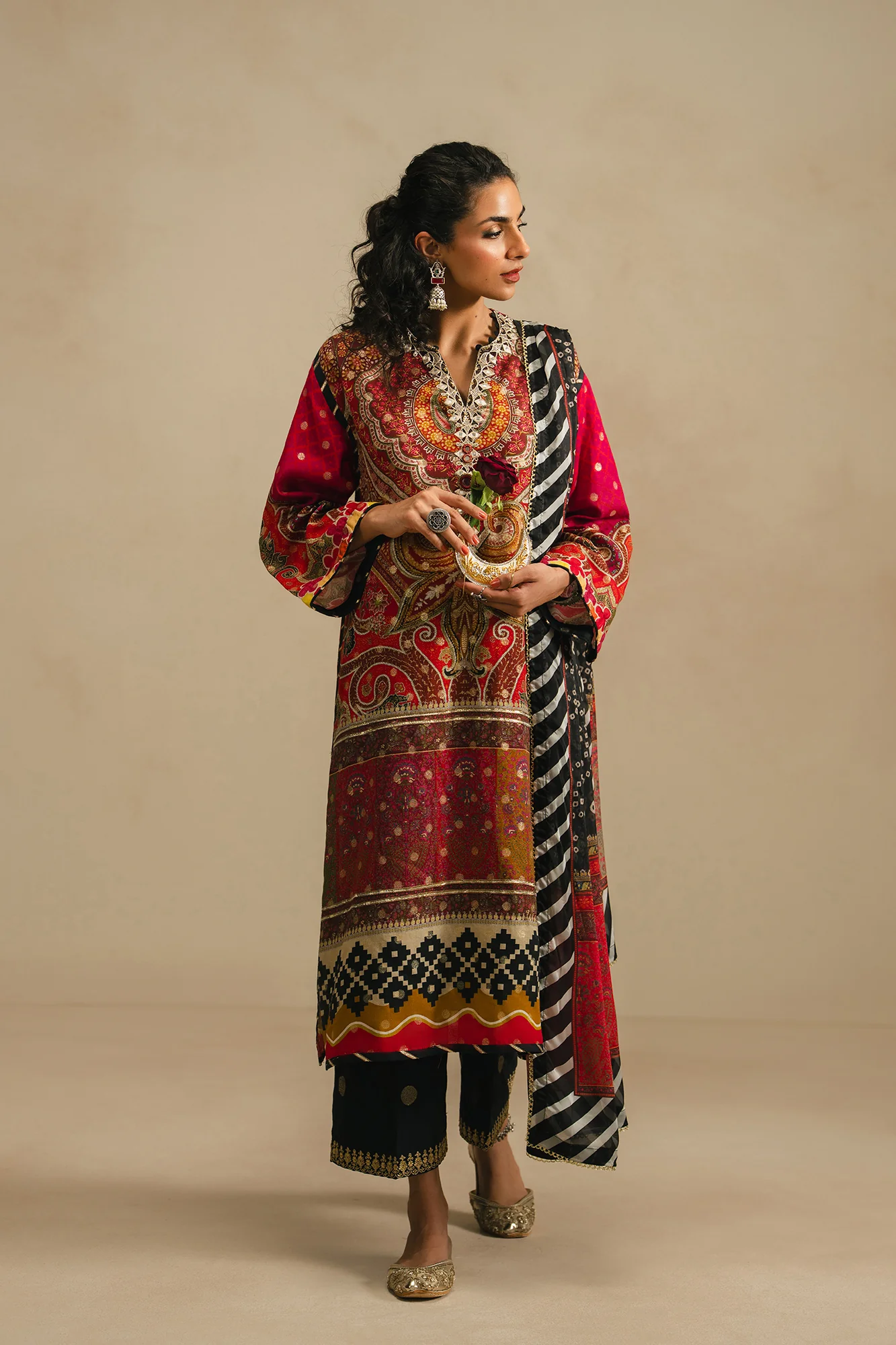 EMBROIDERED SUIT (E4110/103/321) - Image 2