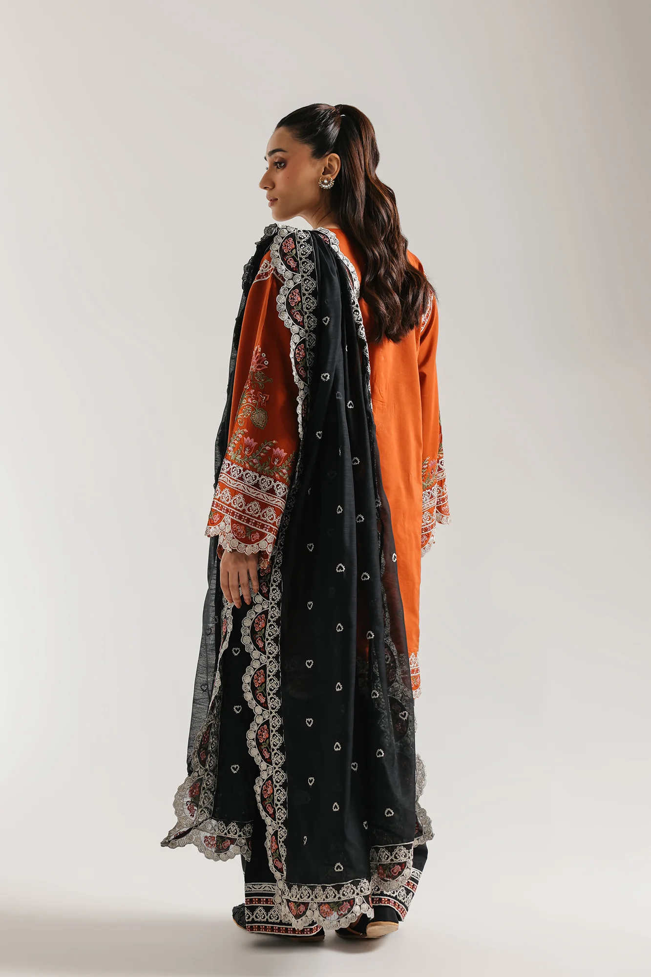 EMBROIDERED SUIT (E4141/103/204) - Image 3