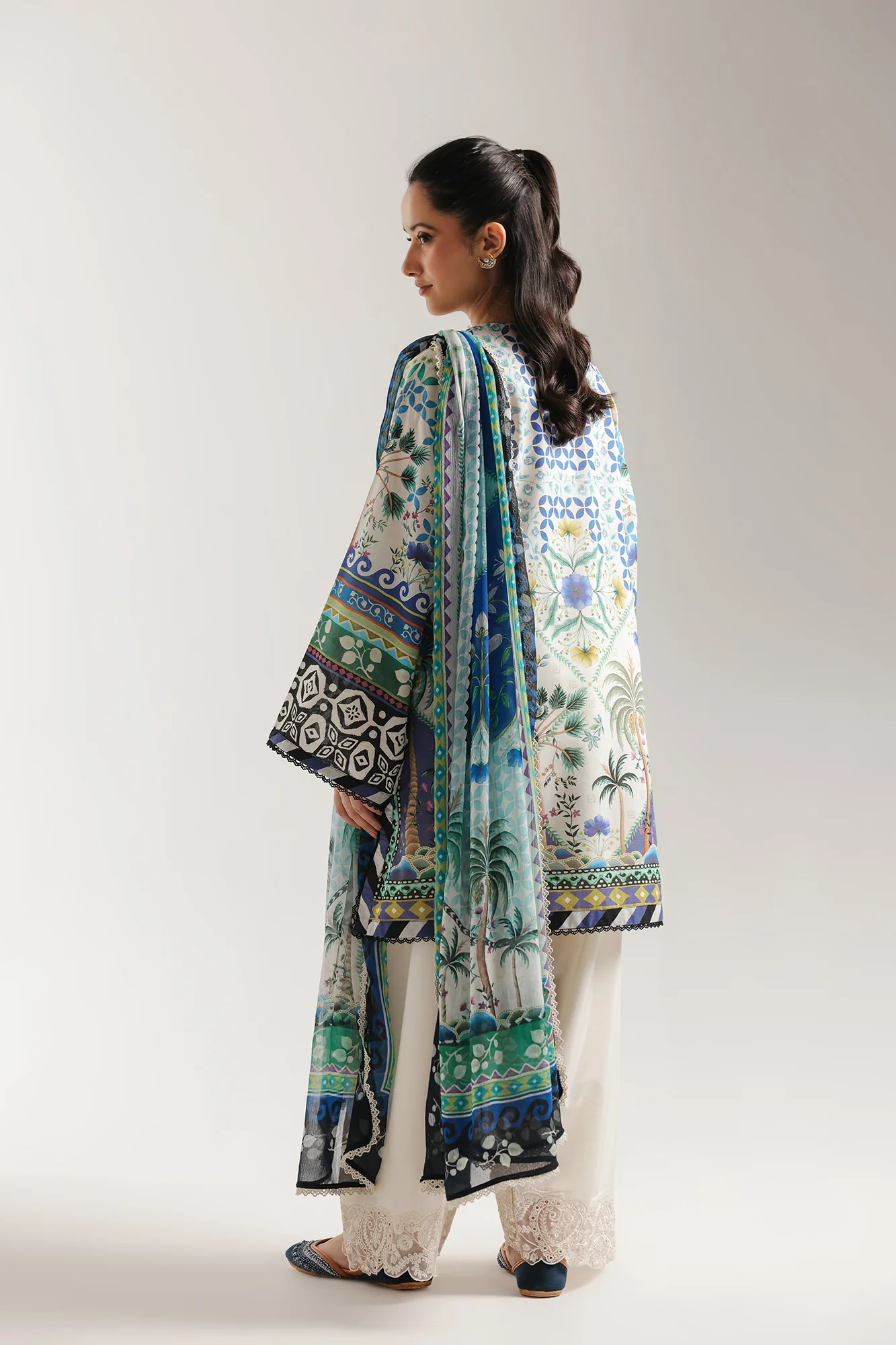 EMBROIDERED SUIT (E4178/103/005) - Image 3