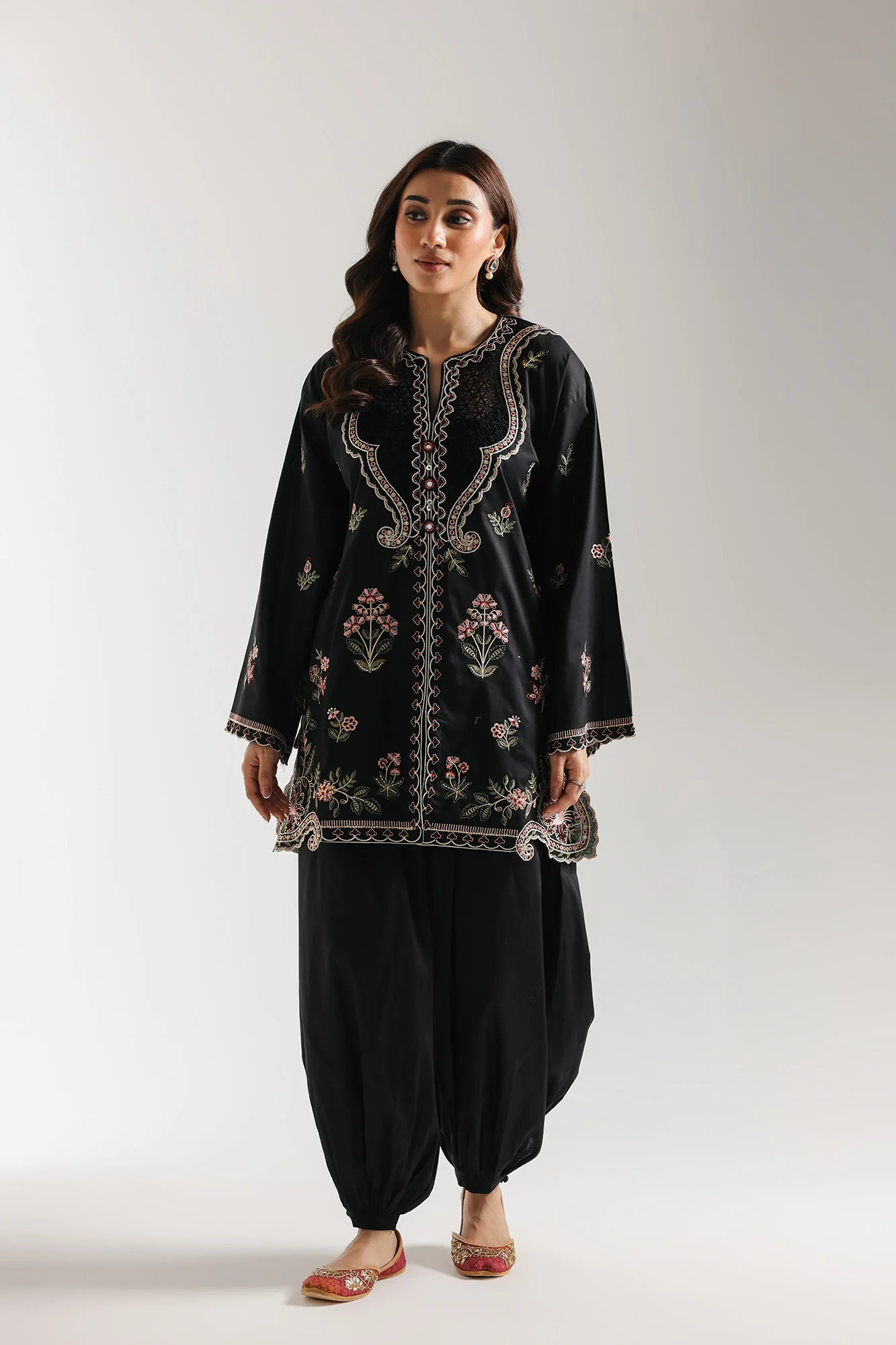 EMBROIDERED SUIT (E4199/103/901) - Image 2