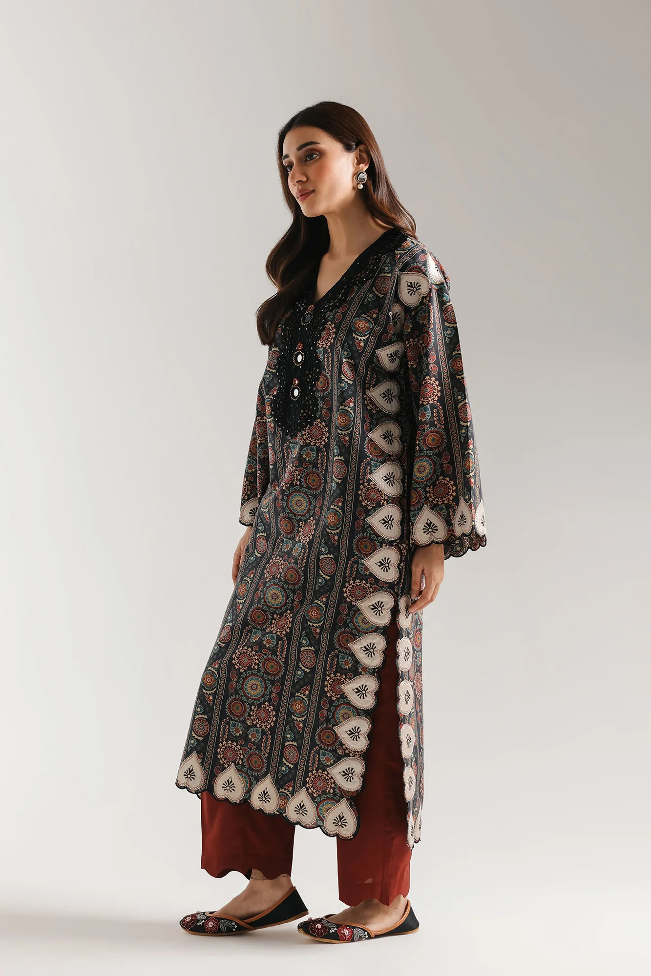EMBROIDERED SUIT (E4232/103/902) - Image 3
