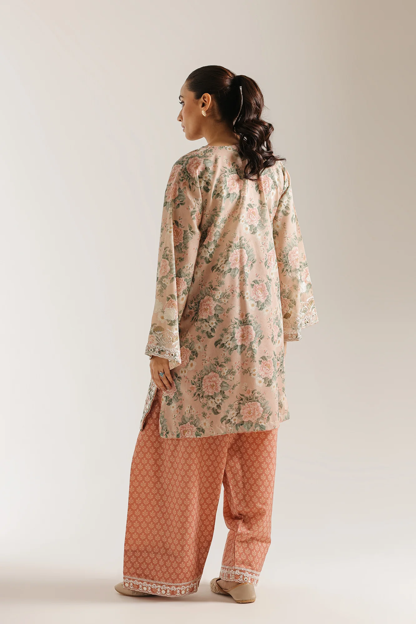 EMBROIDERED SUIT (E4260/103/316) - Image 3