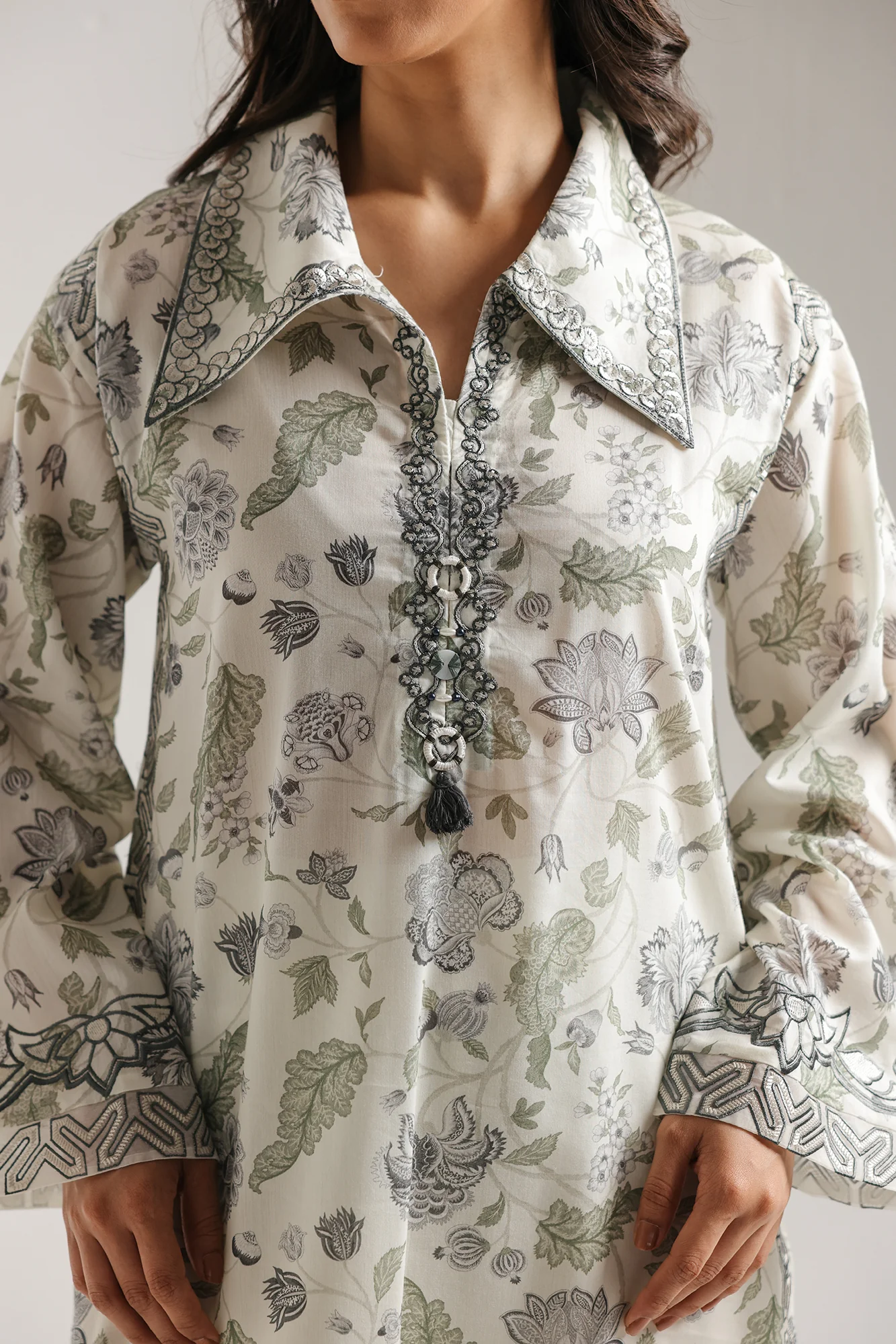 EMBROIDERED SUIT (E4267/103/003) - Image 6