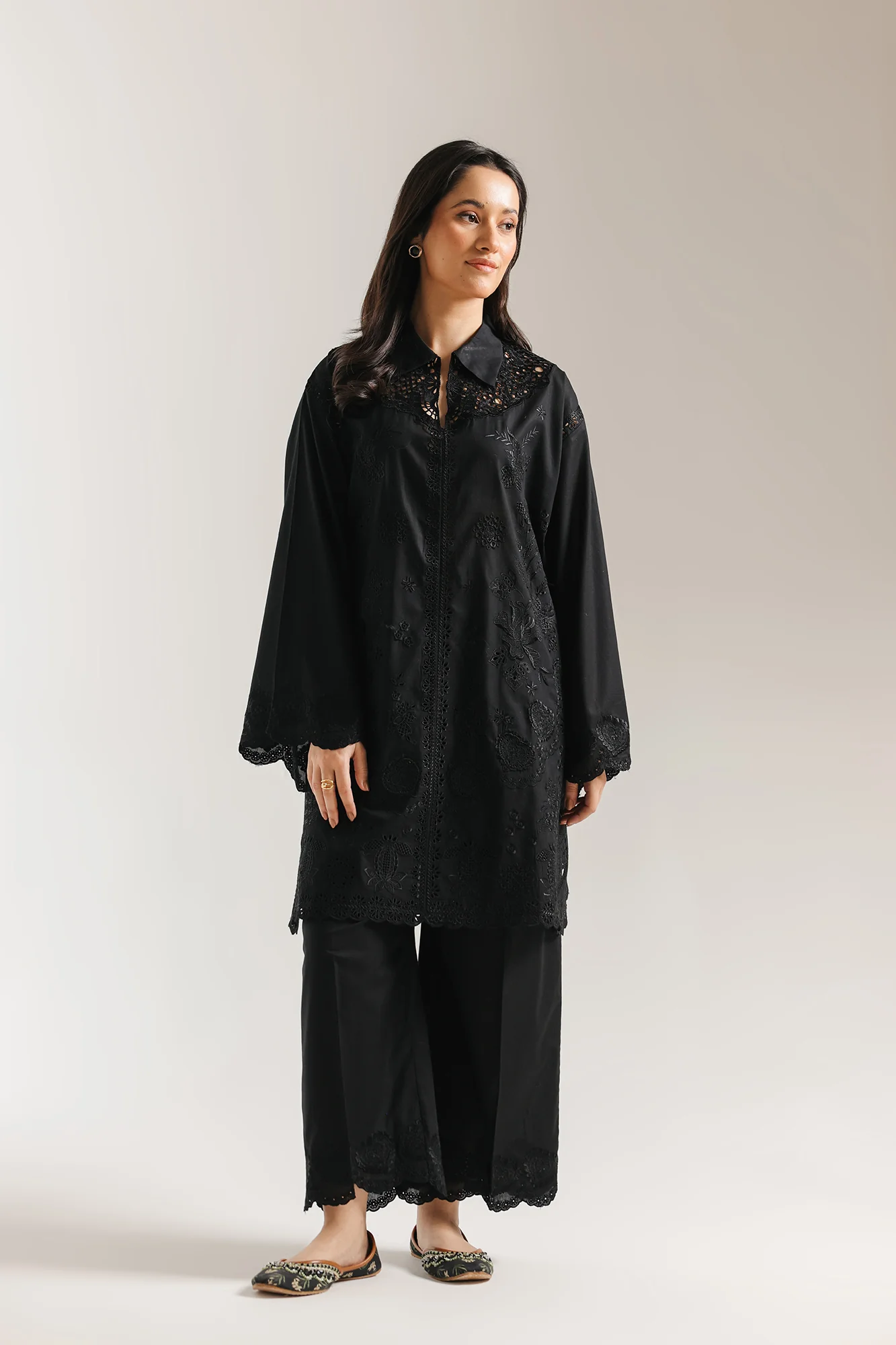 EMBROIDERED SUIT (E4309/103/901) - Image 2