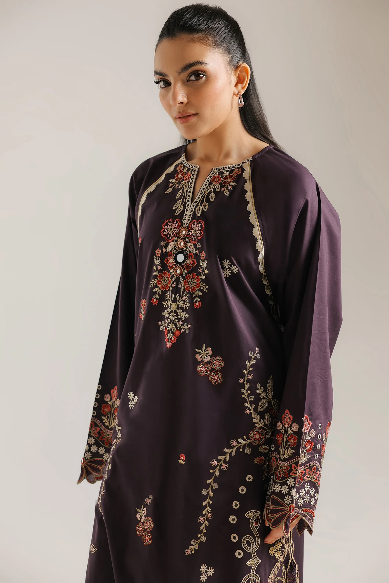 EMBROIDERED SUIT (E4317/103/509) - Image 4