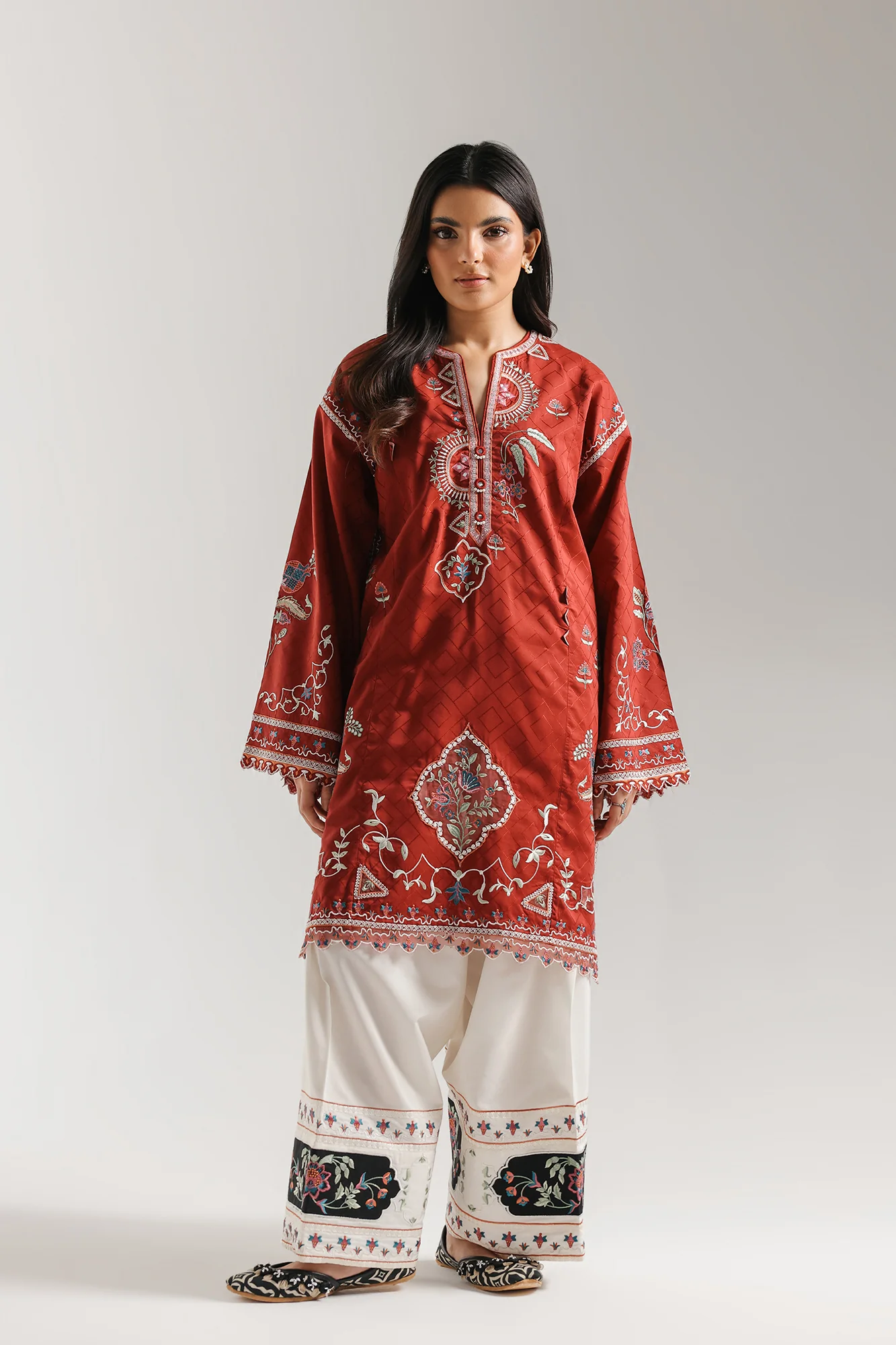 EMBROIDERED SUIT (E4320/103/304) - Image 2