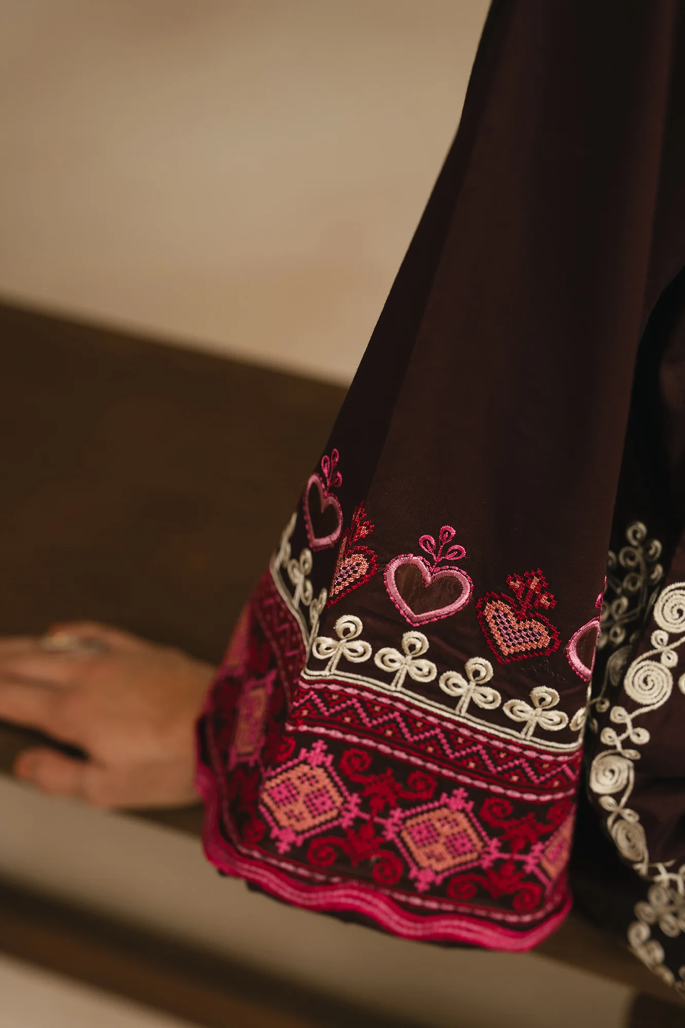 EMBROIDERED SUIT (E4383/103/802) - Image 7