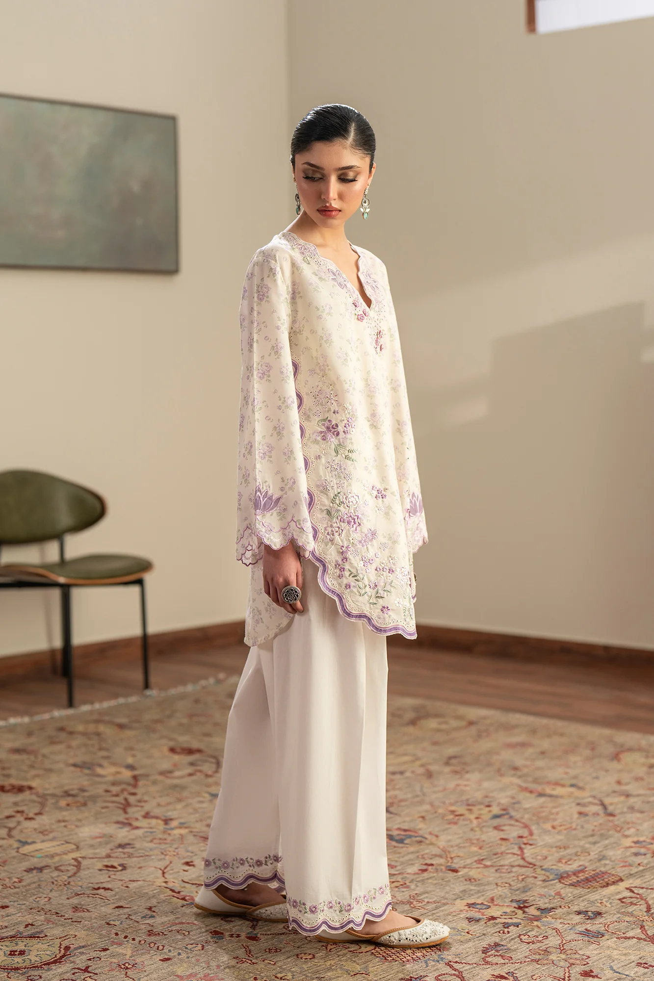 EMBROIDERED SUIT (E4422/103/001) - Image 3