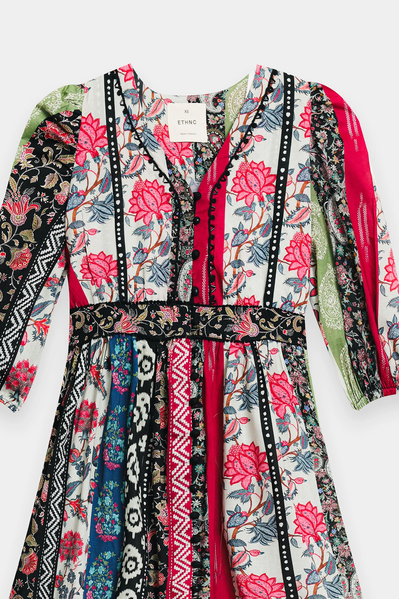DRESS (E120/002/0041) - Image 11