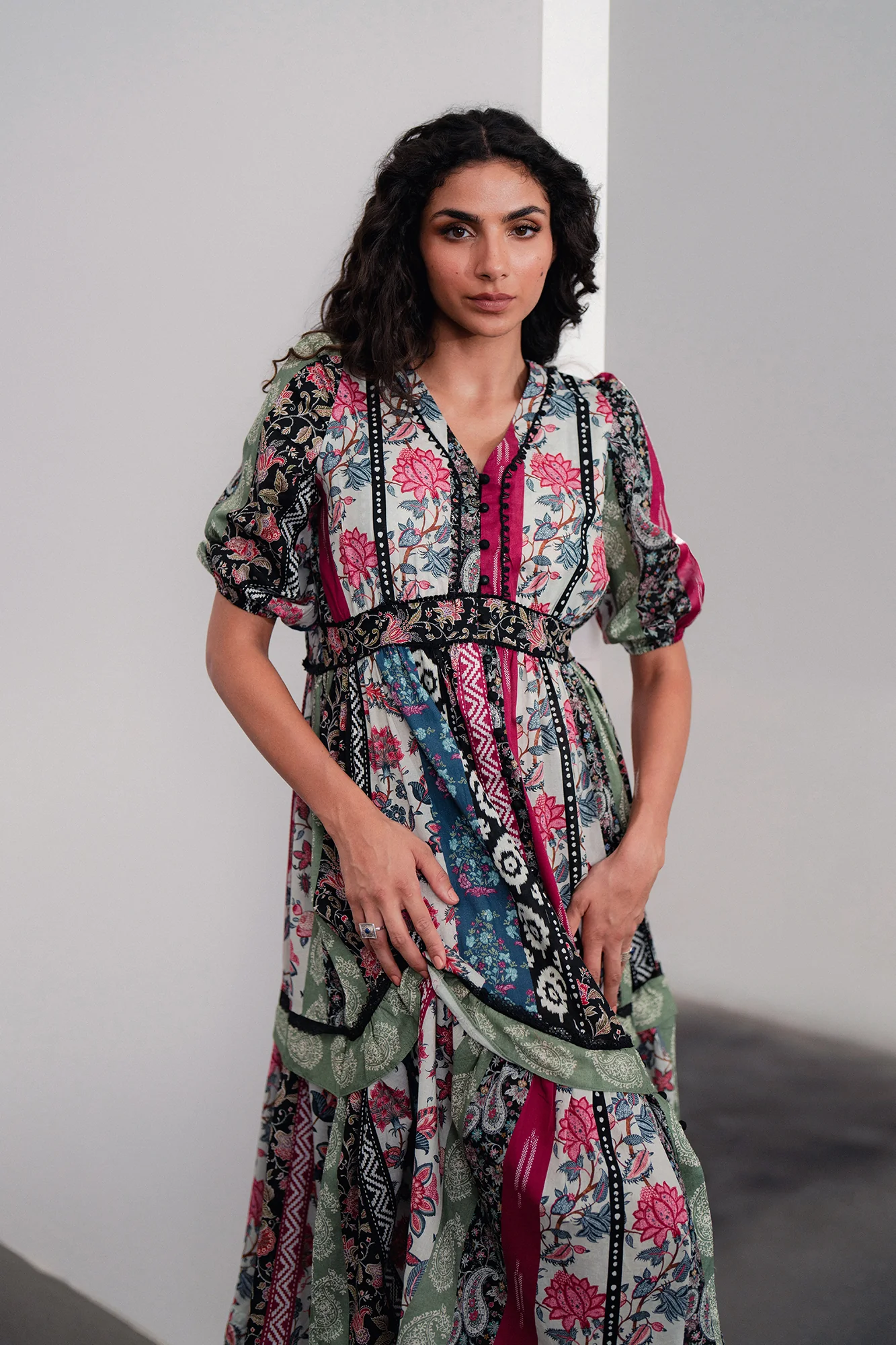 DRESS (E120/002/0041) - Image 9