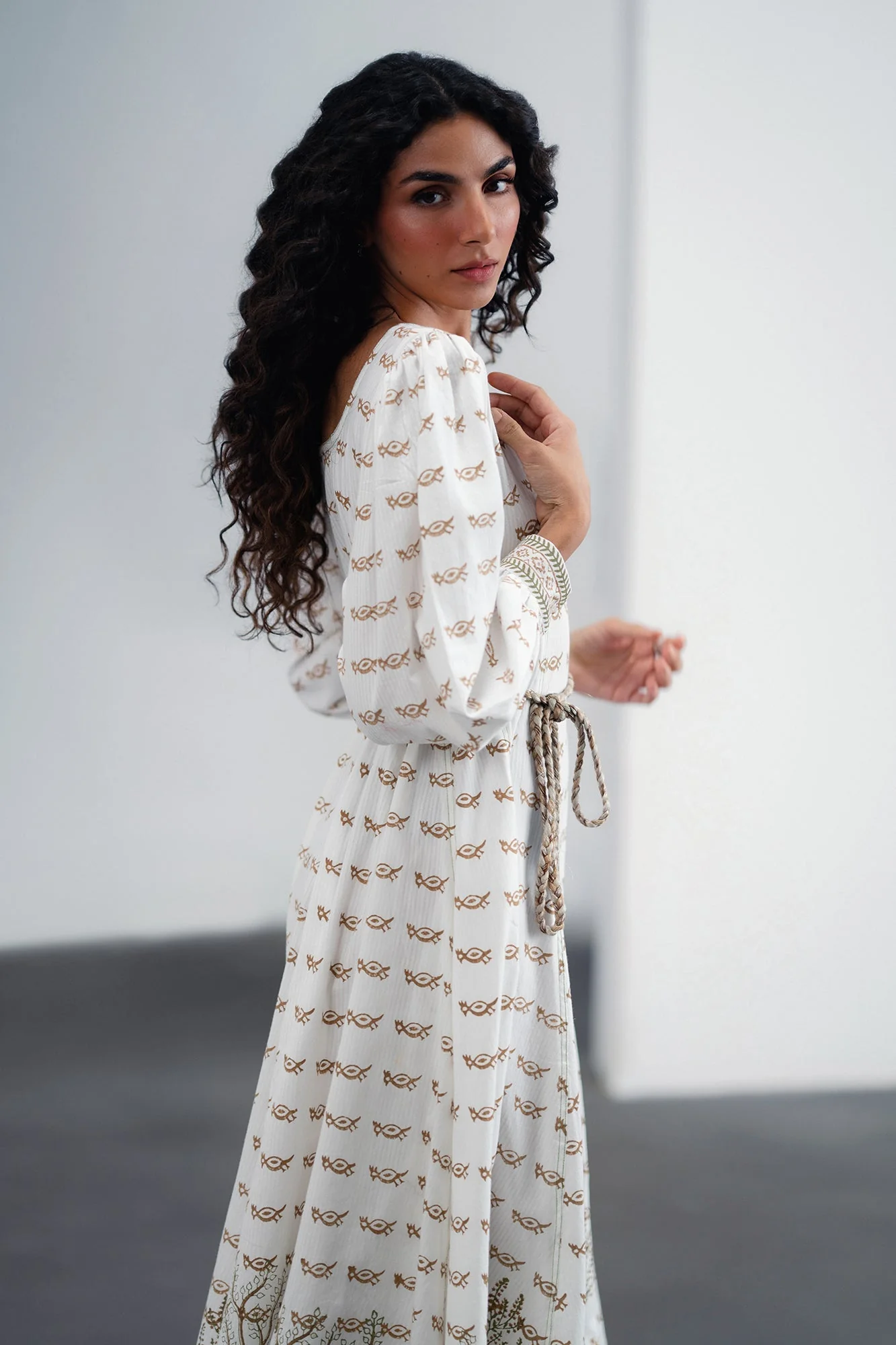 DRESS (E120/003/0045) - Image 8